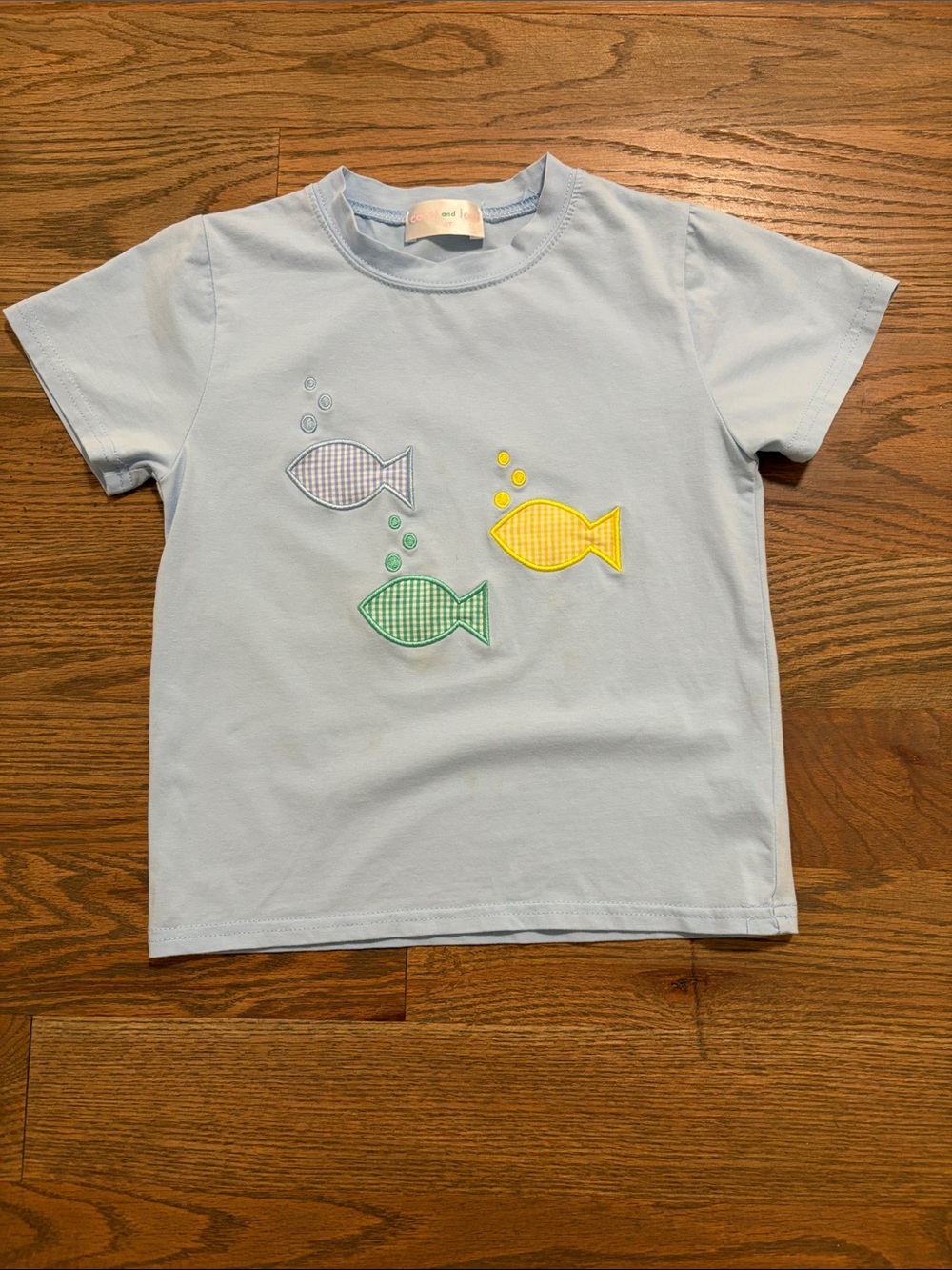 Cecil and Lou embroidered fish tshirt 4T GUC